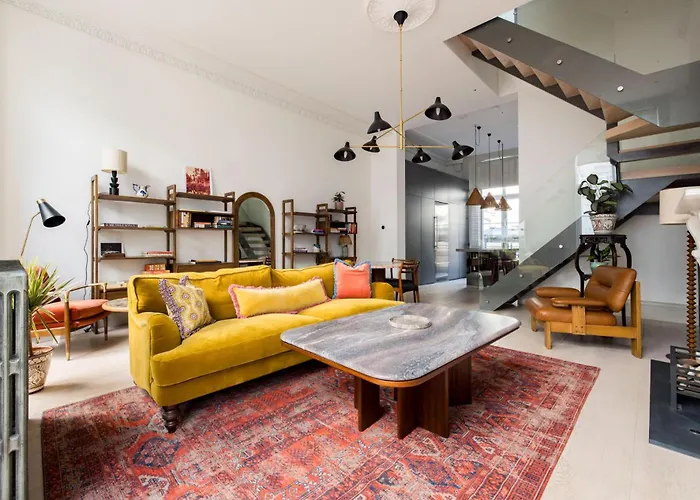 The Tree House 2 Bedroom Apartment By Hyde Park